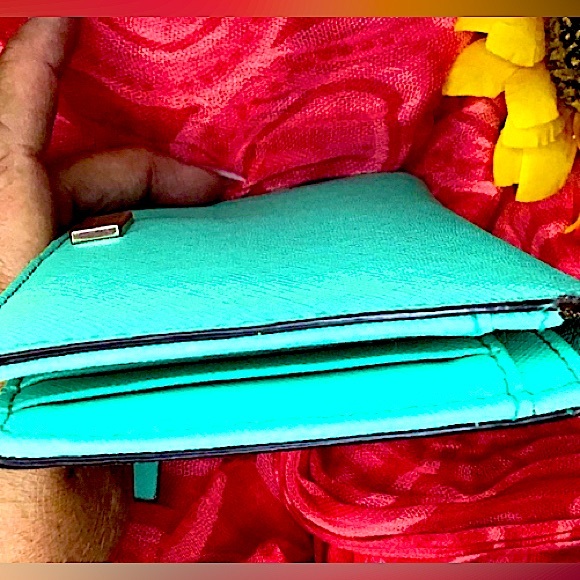 Nwot Kate Spade T & Co. Color Large Wallet. Snap closure, zipper pocket  on back - Picture 10 of 12